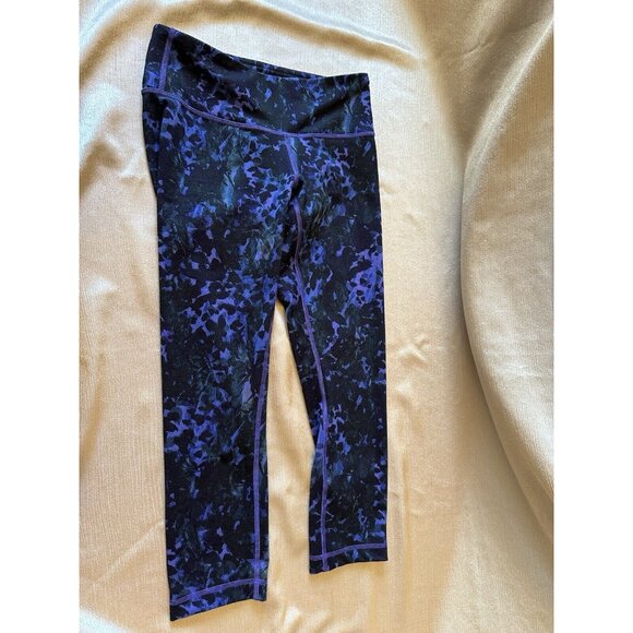 LULULEMON Wunder Under Crop Leggings Full-On Luon Purple Iris Floral Black Sz 4 - Picture 6 of 11
